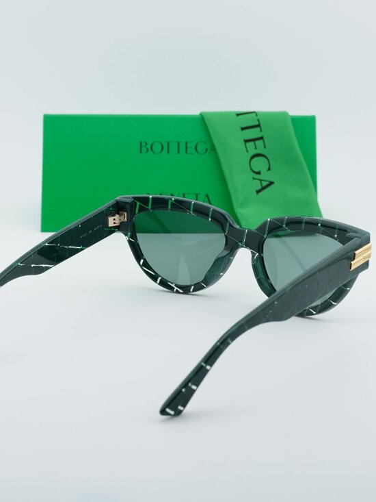 Bottega Veneta BV1035S 004 Cat Eye Sunglasses - Green / Green